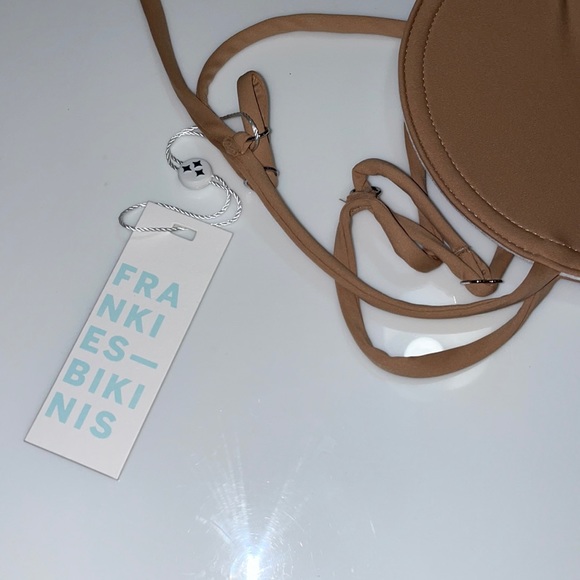 NWT Frankies Bikinis Maggie Top - Picture 5 of 8